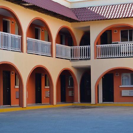 Las Torres Otel Mexicali Dış mekan fotoğraf