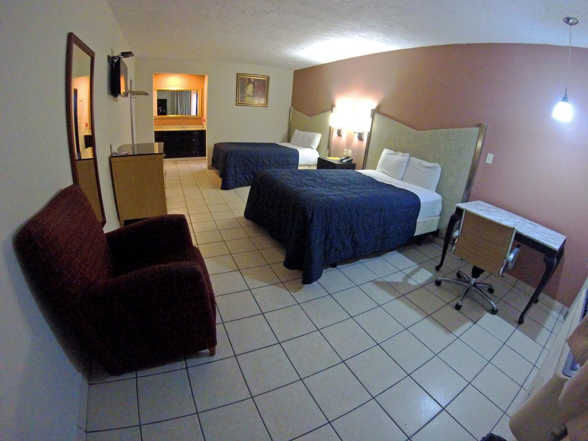 Las Torres Otel Mexicali Dış mekan fotoğraf