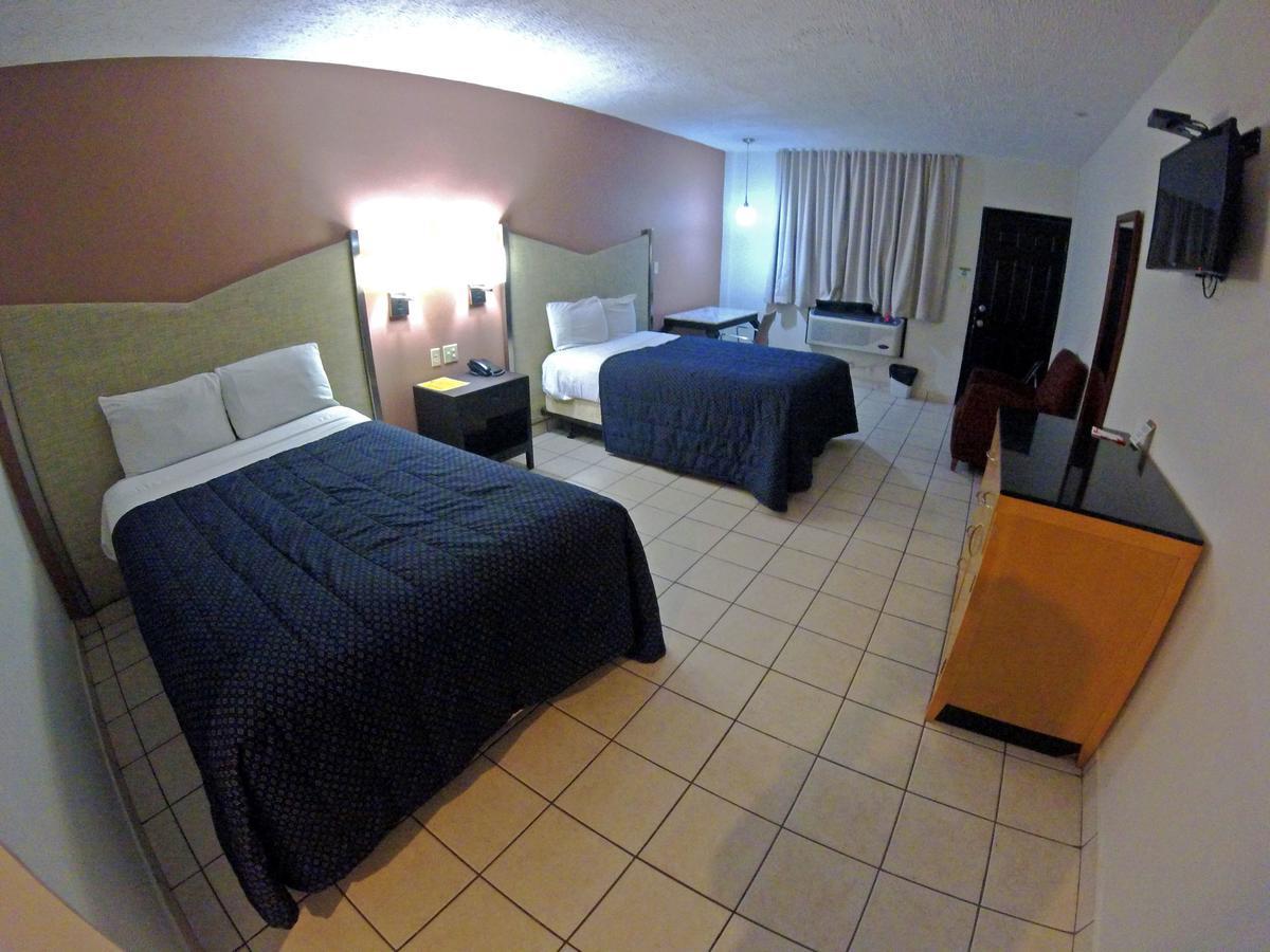 Las Torres Otel Mexicali Dış mekan fotoğraf