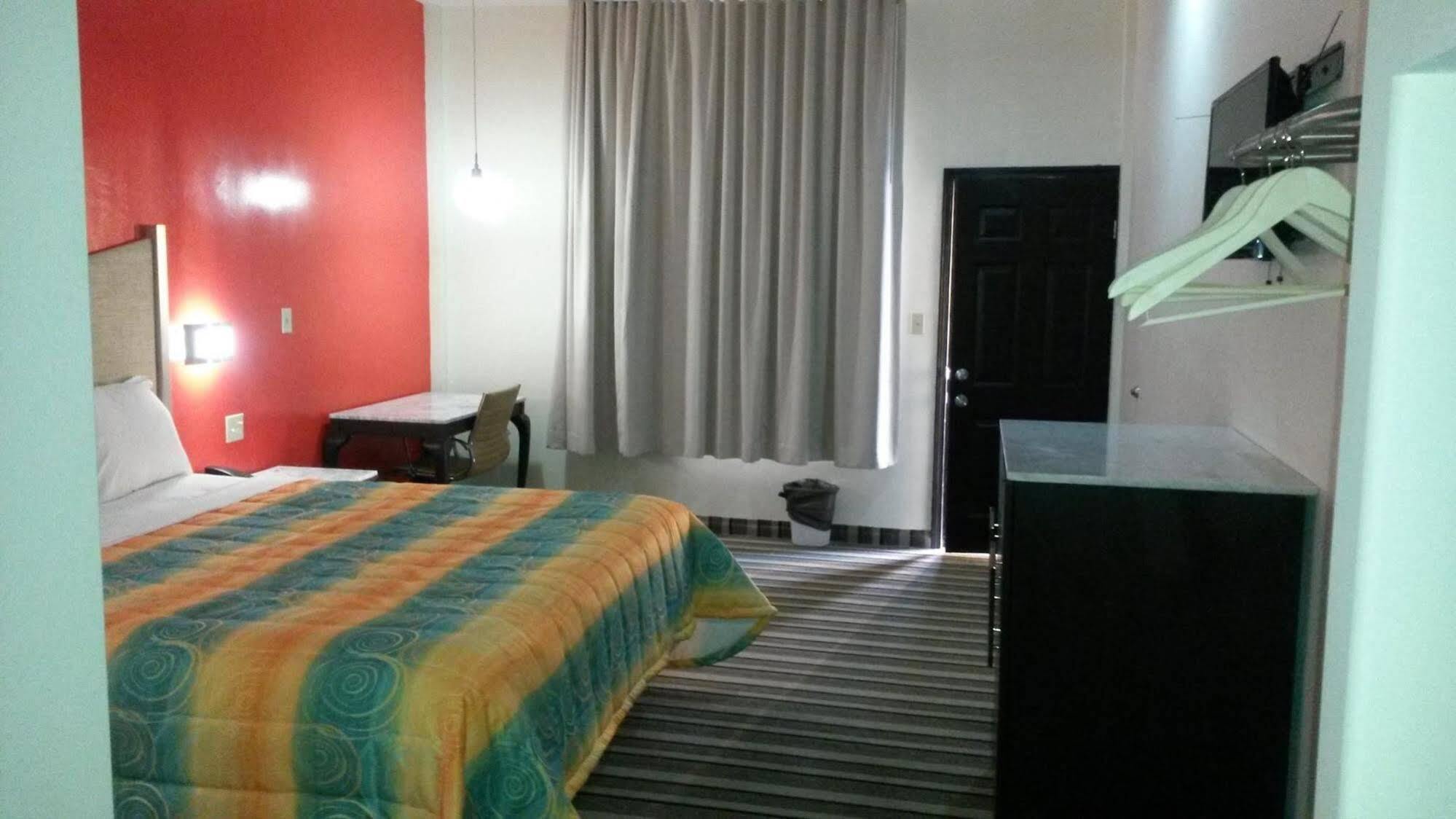 Las Torres Otel Mexicali Dış mekan fotoğraf
